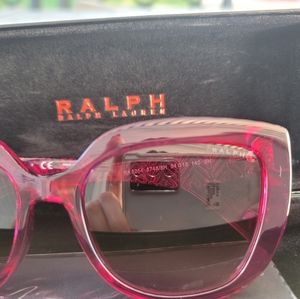 RALPH LAUREN HOT PINK PLASTIC SUNGLASSES